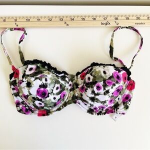 NWOT Seafolly bikini top size 10 floral pattern lace crochet white purple black